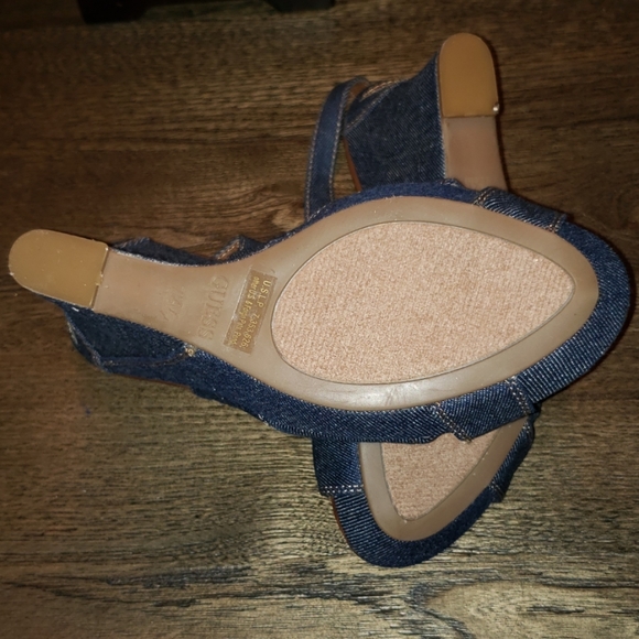 New Guess Tilden Denim Wedge Sandal Size 7.5 - Picture 8 of 14
